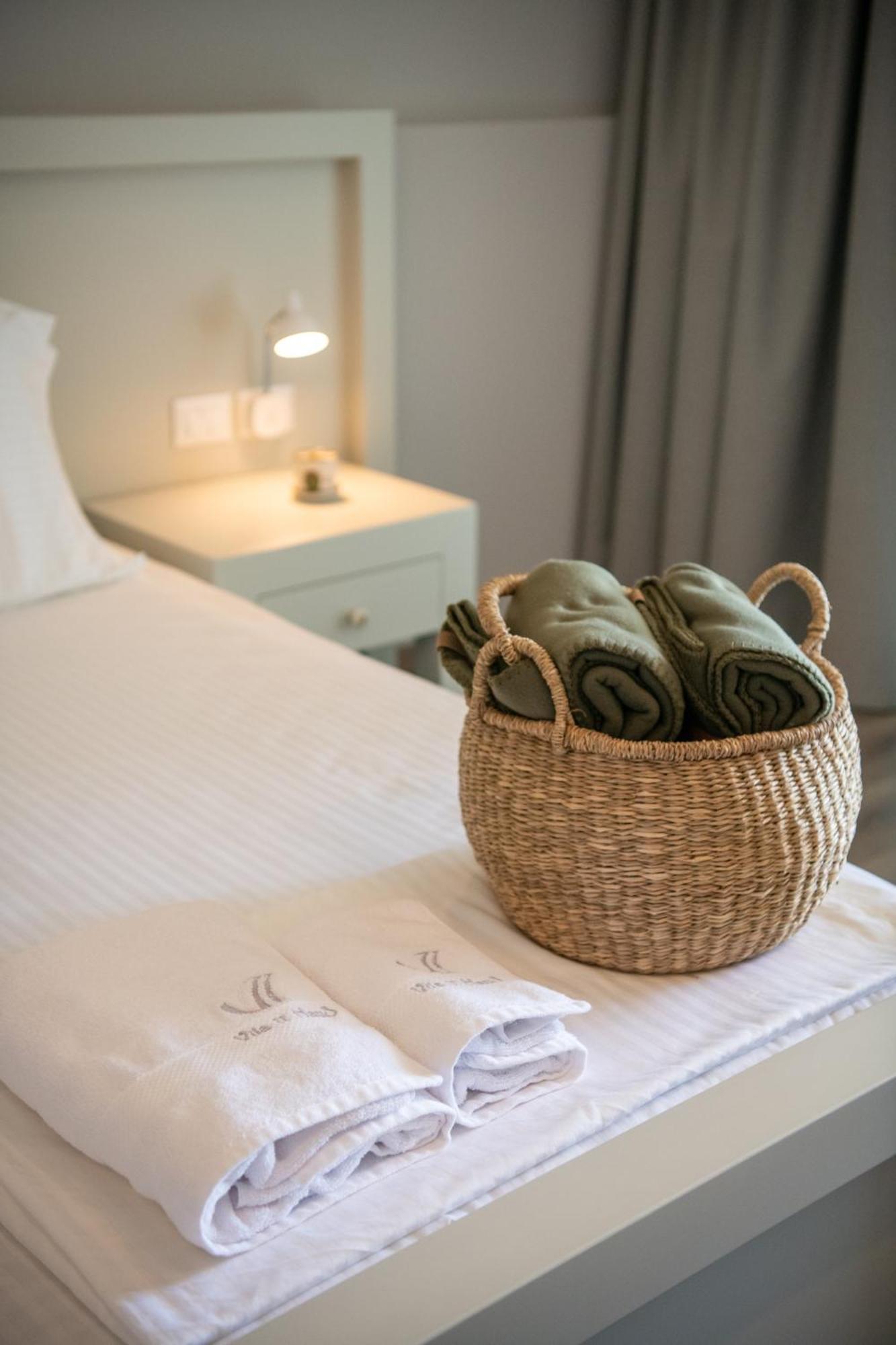 Hotel Vila 11 Дуррес Екстер'єр фото