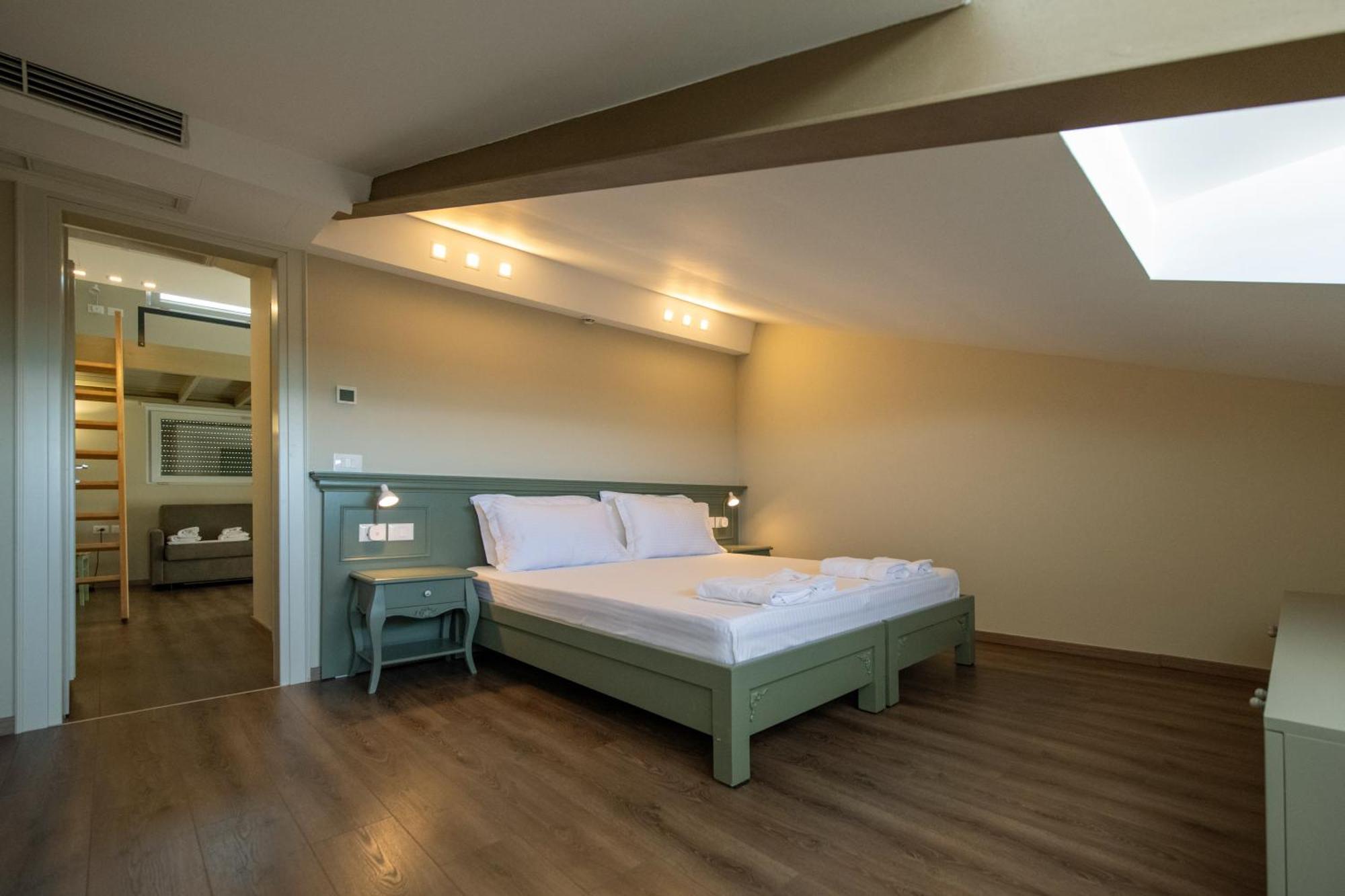 Hotel Vila 11 Дуррес Екстер'єр фото