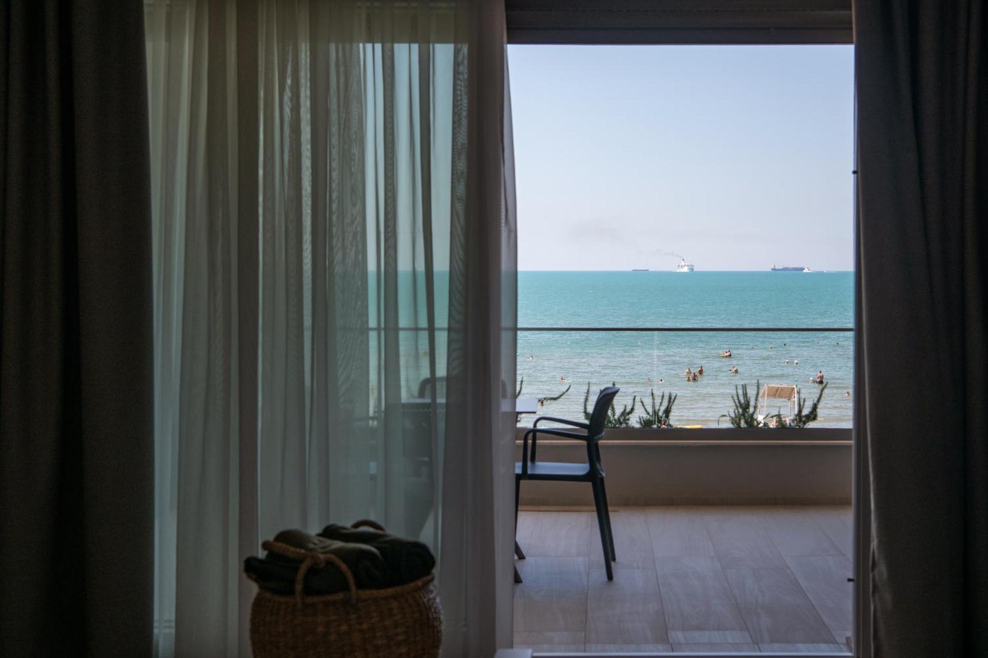 Hotel Vila 11 Дуррес Екстер'єр фото