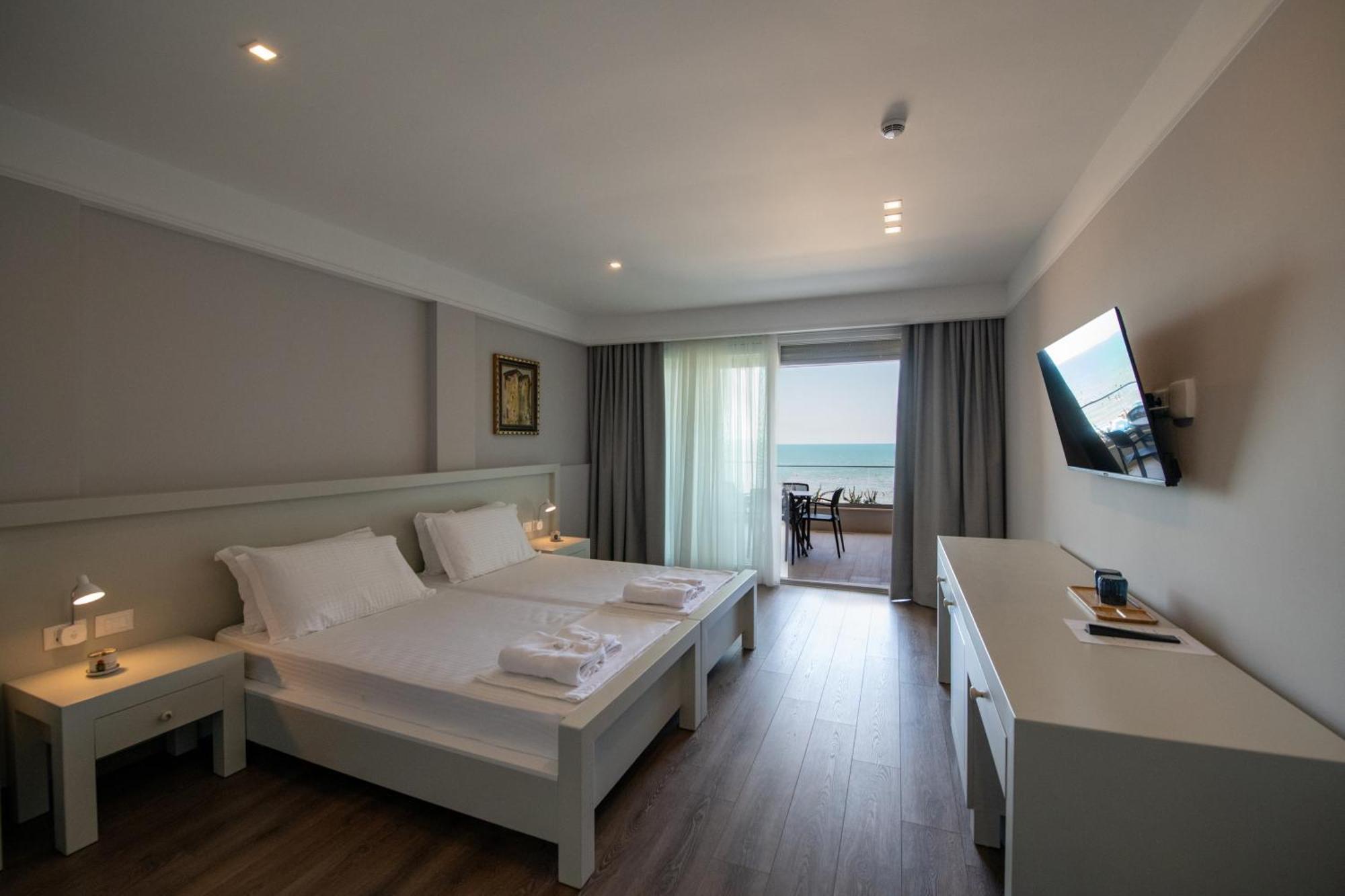 Hotel Vila 11 Дуррес Екстер'єр фото