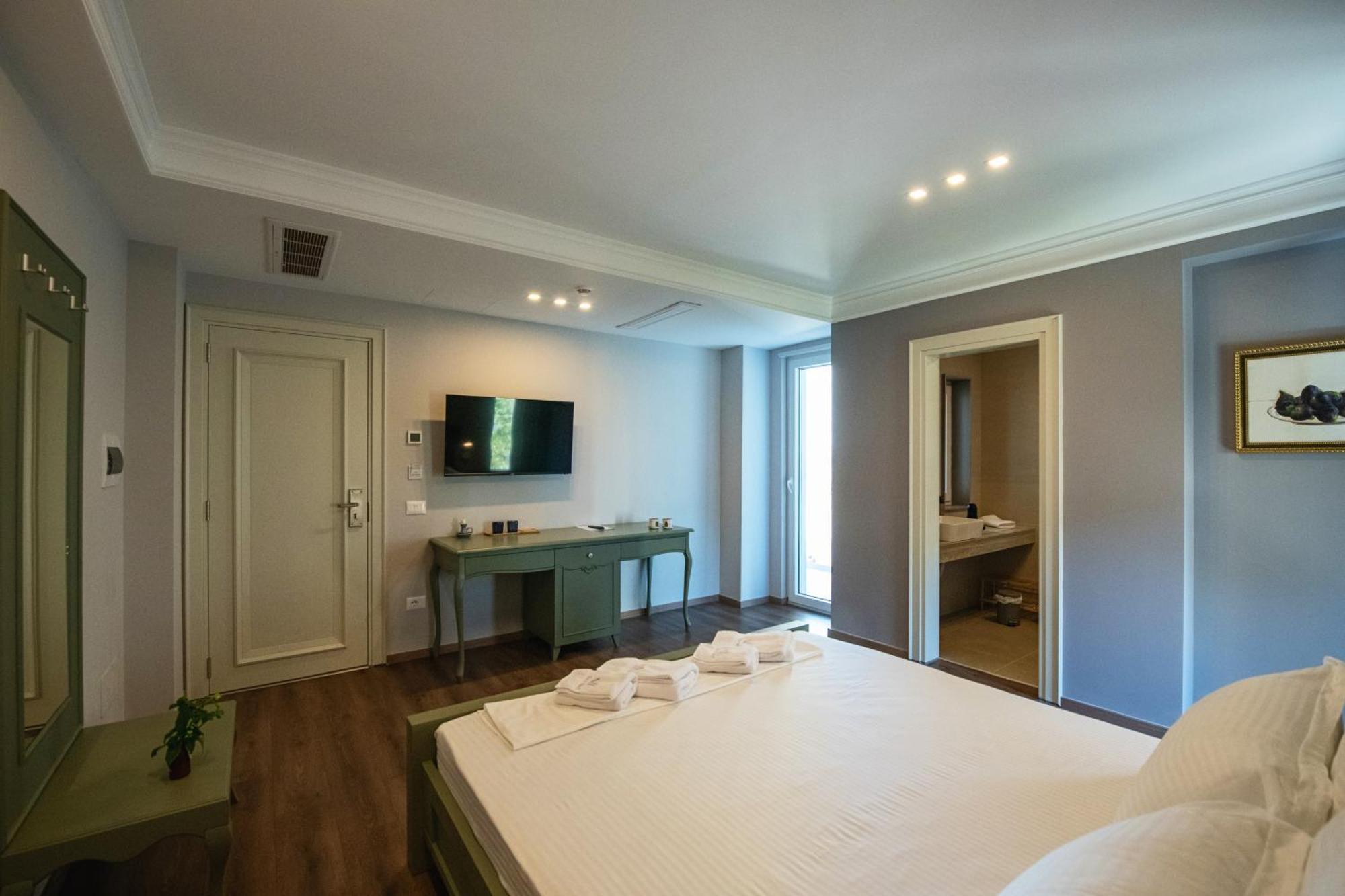 Hotel Vila 11 Дуррес Екстер'єр фото